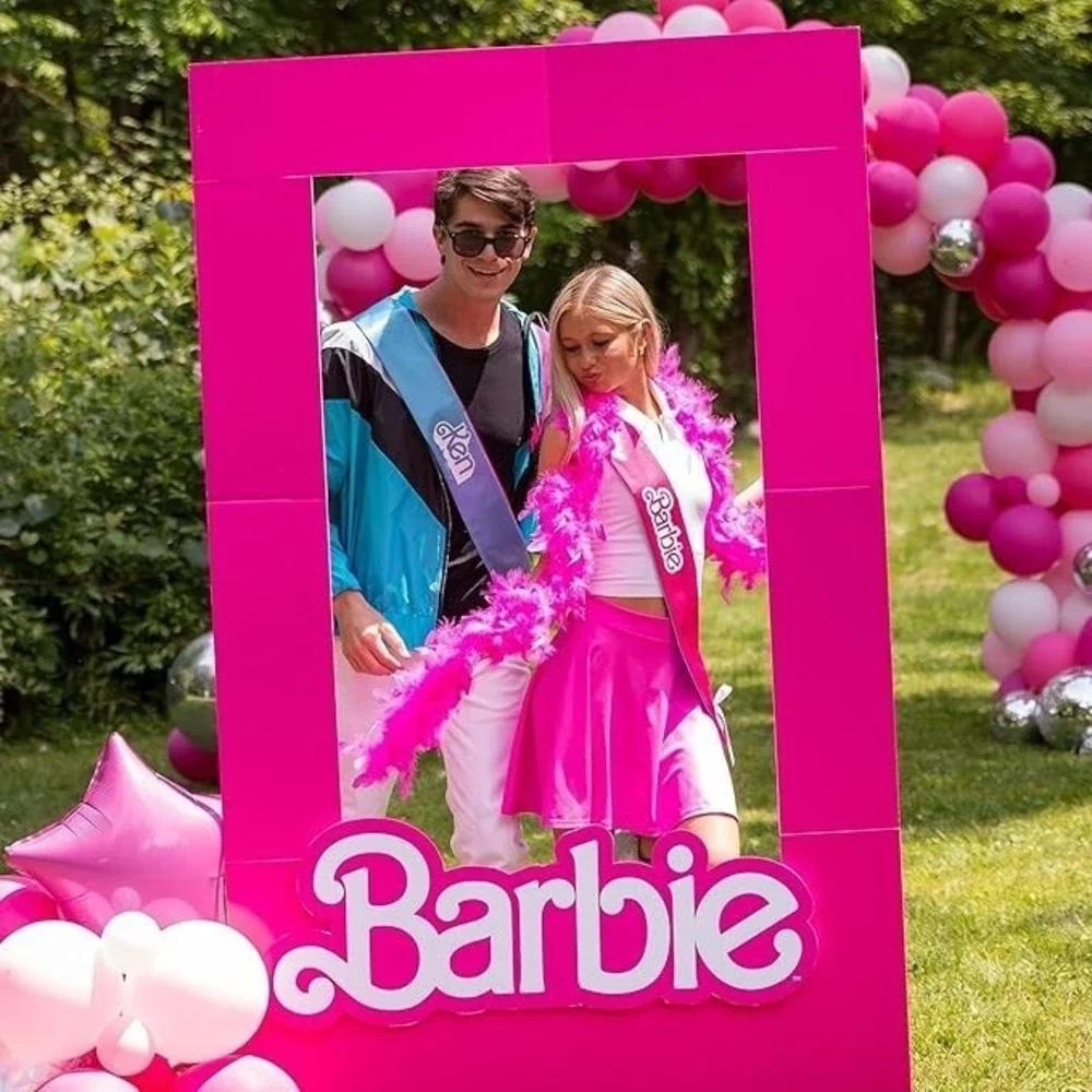 REVERSIBLE BARBIE AND‎ KEN 60